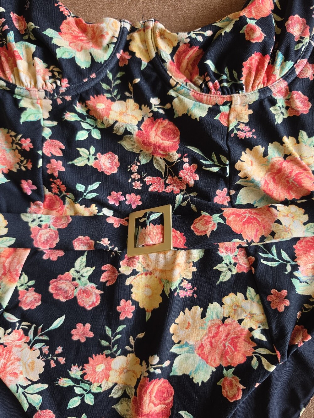 WeWoreWhat Underwire One Piece Swimsuit Golden Hour Black Multi Floral Sz M - Picture 4 of 9